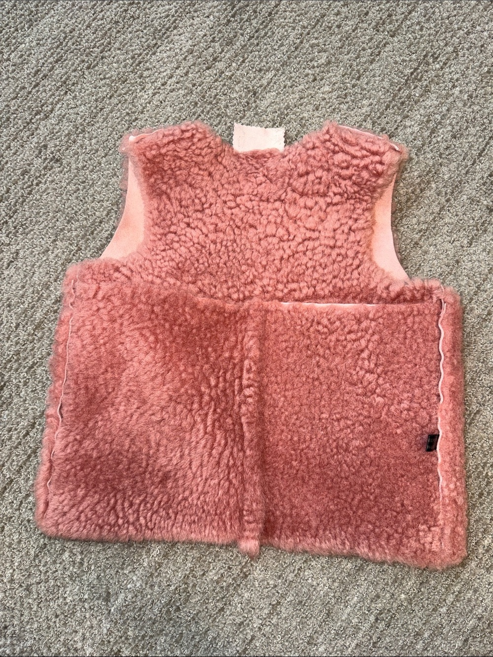 Marie Chantal Plush Shearling Sheep Skin UK Vest in Dusty Rose Size 6 - Picture 5 of 11
